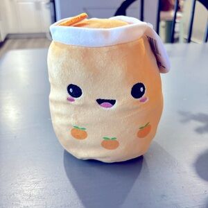 PEACH 🍑🧋 Adorable Smiling Peach Drink Plushie ☆ NWT ☆